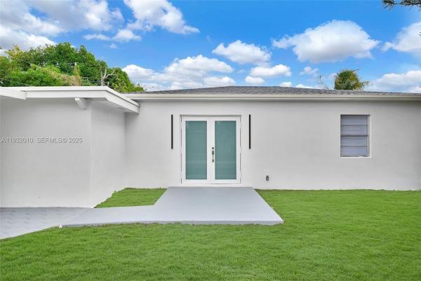 12621 NW 22nd Ct, Miami, Florida 33167, image 1
