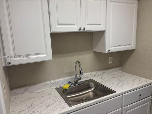 2750 Pierce St #3, Hollywood, Florida 33020, image 1