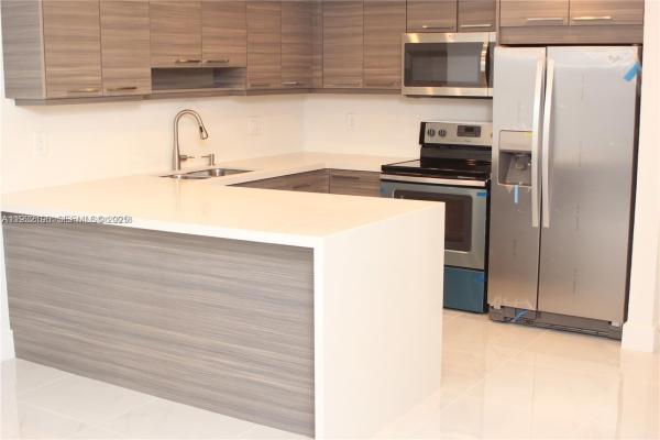 Coral Gate East, 6940 NW 186th St #1-126, Hialeah, Florida 33015, image 2