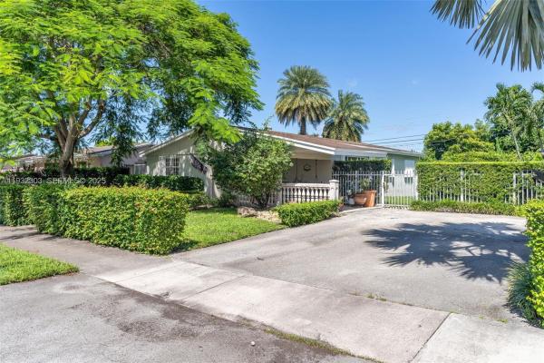 Coral Park Estates, 9981 SW 15th Ter, University Park, Florida 33174, image 3