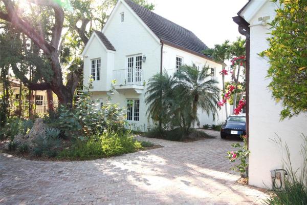 Riviera, 6750 Granada Blvd, Coral Gables, Florida 33146, image 1
