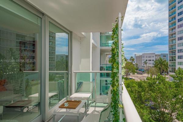 Mirador South 1000, 1000 West Ave #327, Miami Beach, Florida 33139, image 2