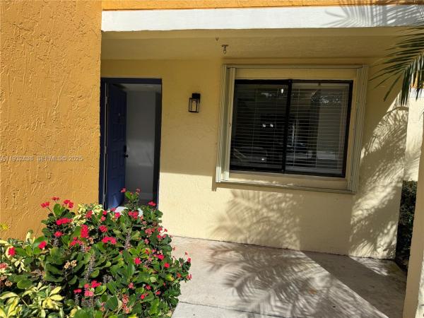 Racquet Club At Bonaventure, 185 Lakeview Dr #101, Weston, Florida 33326, image 1