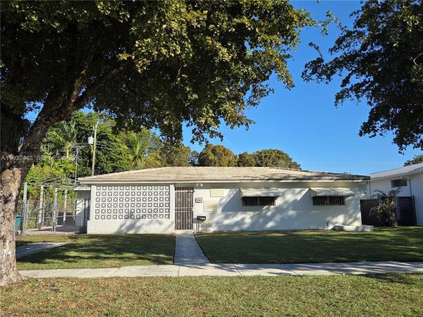 8235 SW 62nd Pl, Unincorporated Dade County, Florida 33143, image 1