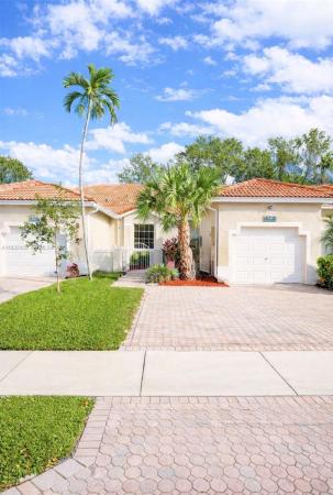 Regency Homes At Fairway Isles, 2650 E Aragon Blvd #2, Sunrise, Florida 33313, image 1