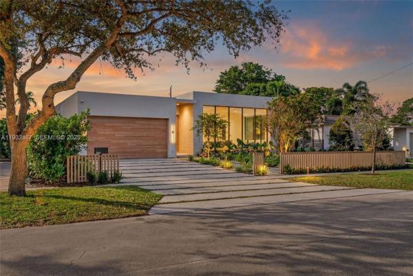 Spring View, 830 Oriole Ave, Miami Springs, Florida 33166, image 1