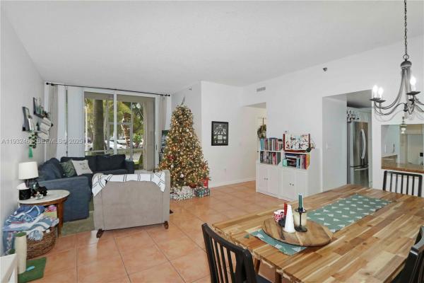 Doral House, 9805 NW 52nd St #102, Doral, Florida 33178, image 2