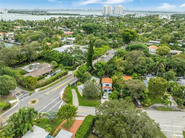 Milledge Heights, 8634 NE 10th Ave, Miami, Florida 33138, image 3