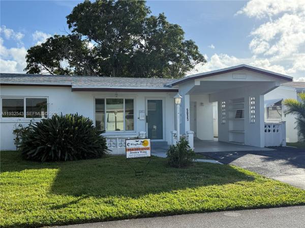 Oakland Estates, 5030 NW 42nd St, Lauderdale Lakes, Florida 33319, image 2