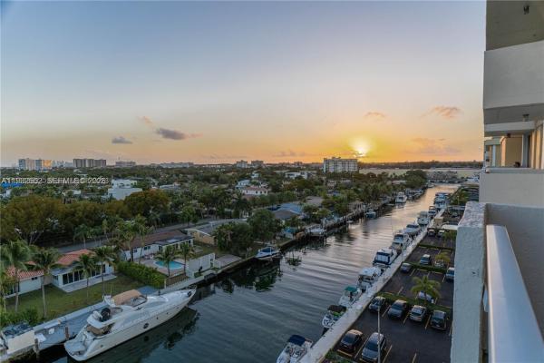 Keystone Towers, 2020 NE 135th St #607, North Miami, Florida 33181, image 2