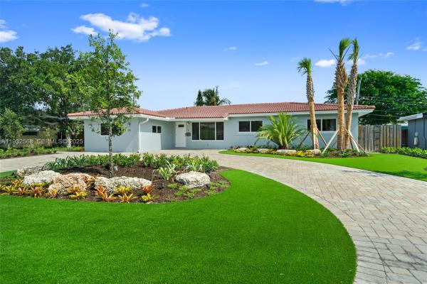 Norwood, 251 SE 7th St, Pompano Beach, Florida 33060, image 1