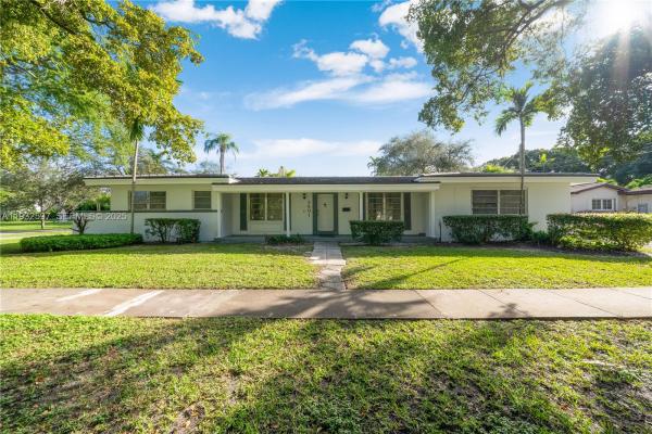 Coral Gables Residential, 2601 Cordova St, Coral Gables, Florida 33134, image 2