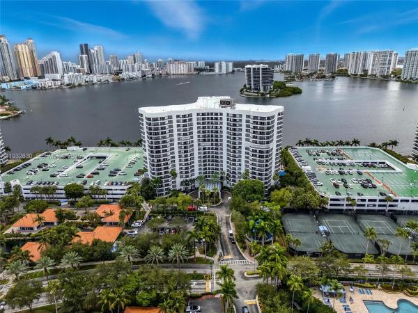 Mystic Pointe Tower 300, 3600 Mystic Pointe Dr #305, Aventura, Florida 33180, image 2