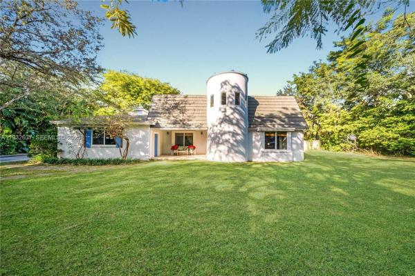 10900 SW 90th Ave, Miami, Florida 33176, image 1