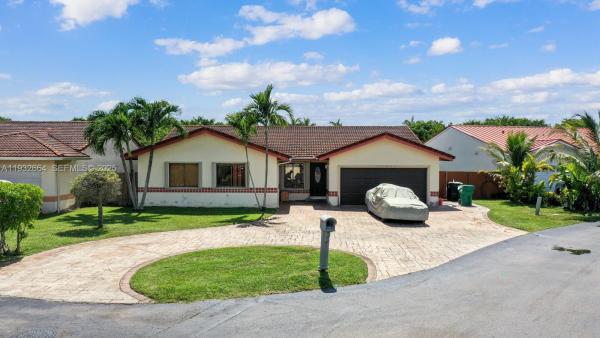 Sugarwood, 10290 SW 145th Pl, The Hammocks, Florida 33186, image 3