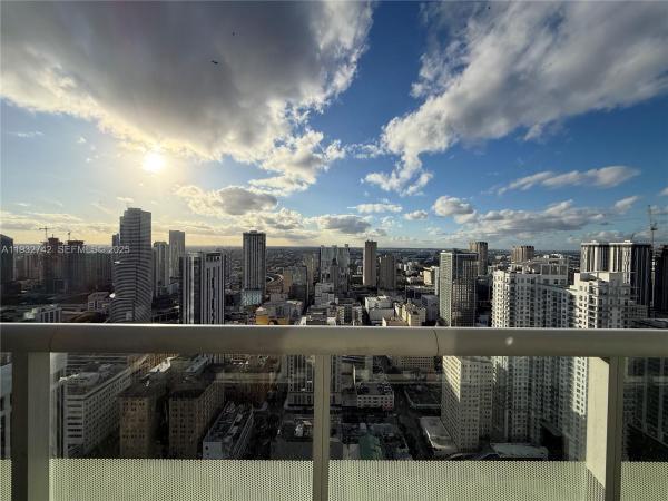 50 Biscayne, 50 Biscayne Blvd #4807, Miami, Florida 33132, image 1