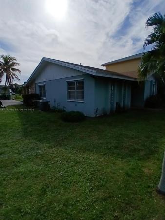 Dixie Heights Gardens, 10210 SW 175th St, West Perrine, Florida 33157, image 2