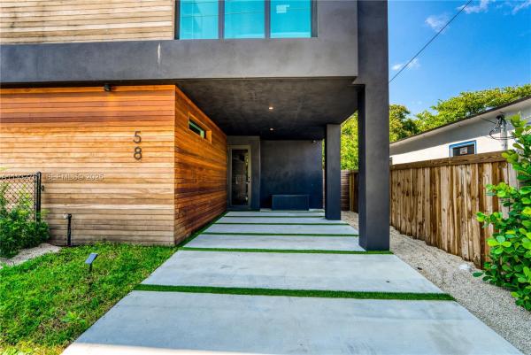 Villas At Buena Vista, 58 NW 52nd St, Miami, Florida 33127, image 2