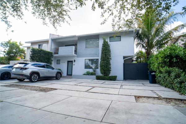 2524 SW 112th Ave, Miami, Florida 33165, image 1