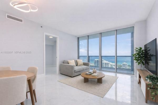 Icon Brickell Tower 1, 475 Brickell Ave #3407, Miami, Florida 33131, image 1