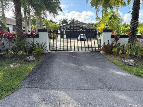 15900 SW 54th Pl #1, Southwest Ranches, Florida 33331, image 1