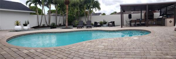 Calusa Club Estates, 13520 SW 97th St, The Crossings, Florida 33186, image 2