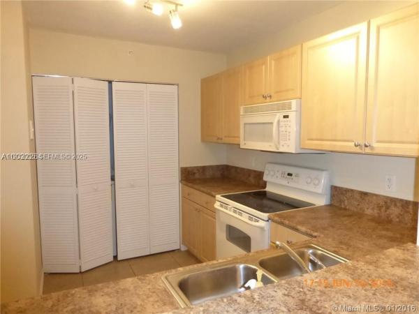 Sheridan Beach Club, 529 E Sheridan St #1071, Dania Beach, Florida 33004, image 1