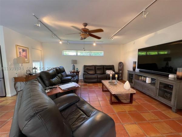Briarwood Estates, 17025 SW 80th Ct, Palmetto Bay, Florida 33157, image 2