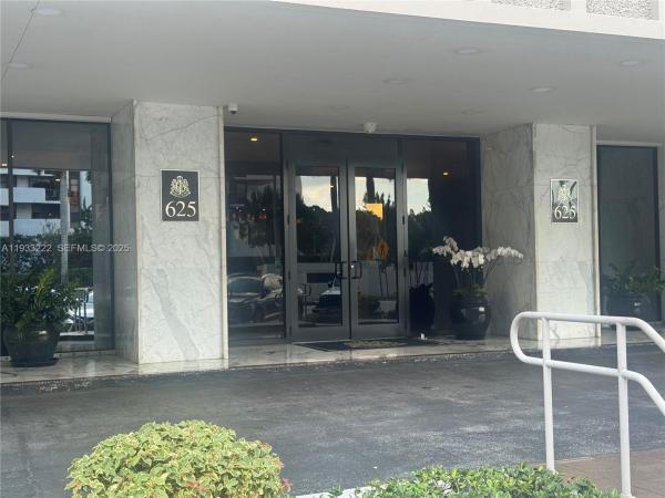 Gables Plaza, 625 Biltmore Way #1103, Coral Gables, Florida 33134, image 2