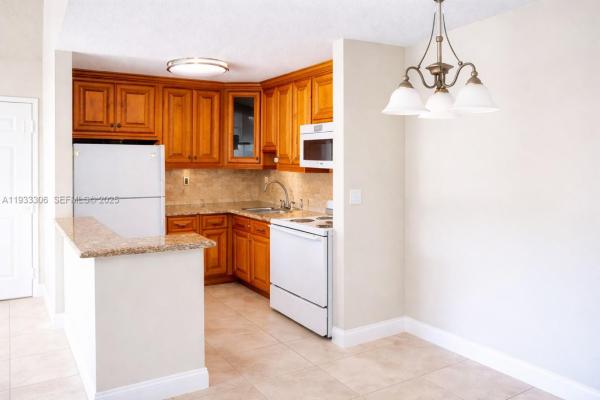 The Courts At Kendall, 15650 SW 80th St #F-301, Kendall West, Florida 33193, image 1