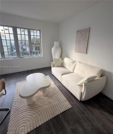 Lincoln, 1525 Euclid Ave 1 #11, Miami Beach, Florida 33139, image 1