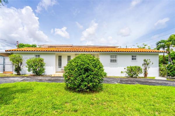 Riverside Farms, 1090 NW 24th Ct #1090, Miami, Florida 33125, image 1