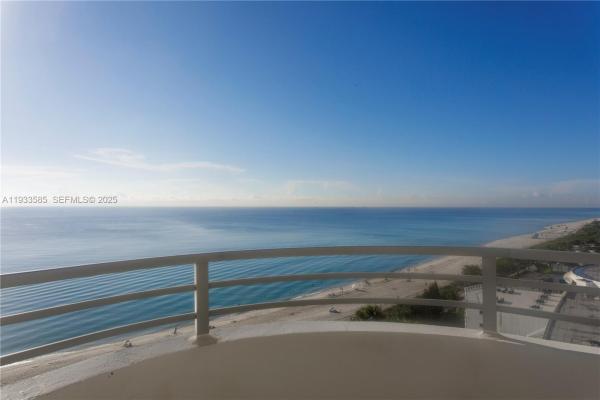 Oceanside Plaza, 5555 Collins Ave #14N, Miami Beach, Florida 33140, image 1