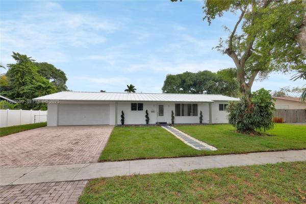 Plantation Park, 142 SW 53rd Ave, Plantation, Florida 33317, image 2