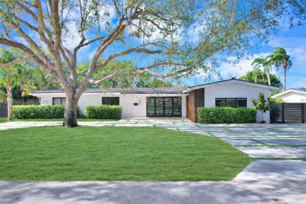 Helenwood Estates, 13800 SW 79th Ct, Palmetto Bay, Florida 33158, image 1