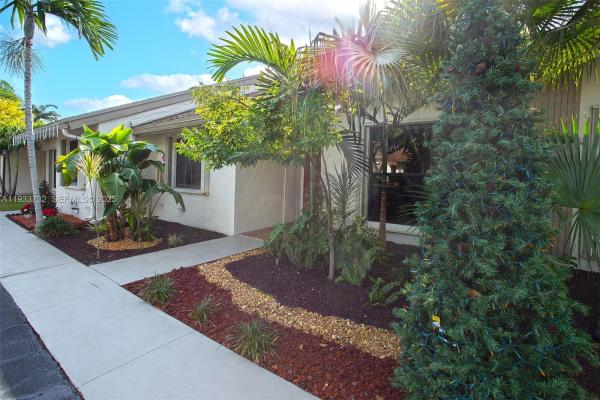 Pines West, 3074 S Oakland Forest Dr #702, Oakland Park, Florida 33309, image 2