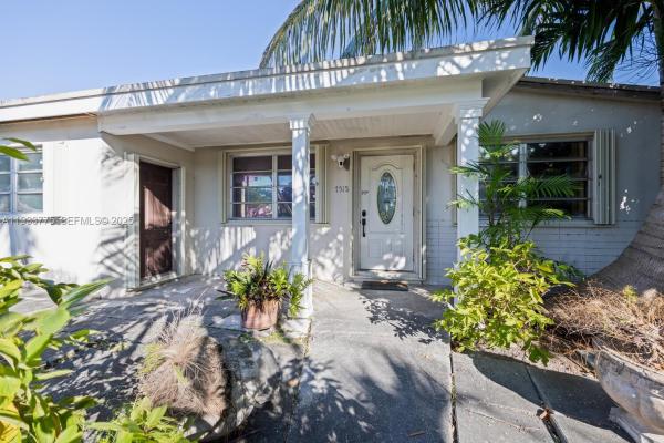 Central Miami, 7515 SW 32nd St, Coral Terrace, Florida 33155, image 2