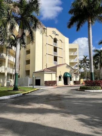 Captiva At Doral Isles, 10710 NW 66th St #103, Doral, Florida 33178, image 1