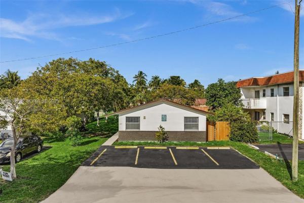 Avondale, 329 SW 1st Ct #1, Pompano Beach, Florida 33060, image 1