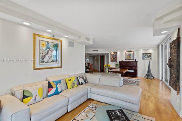 Harbor Tower At The Waterways, 3598 Yacht Club Dr #1003, Aventura, Florida 33180, image 1