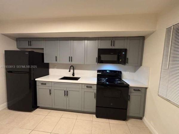 561 NW 113th St #563, Miami, Florida 33168, image 1