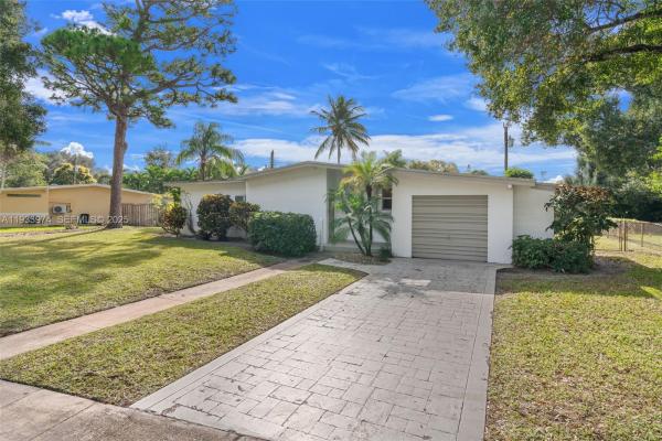 Golf View Heights, 4310 SW 9th Ct, Plantation, Florida 33317, image 2