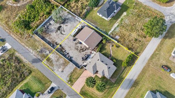 2700 10th St SW, Lehigh Acres, Florida 33976, image 1