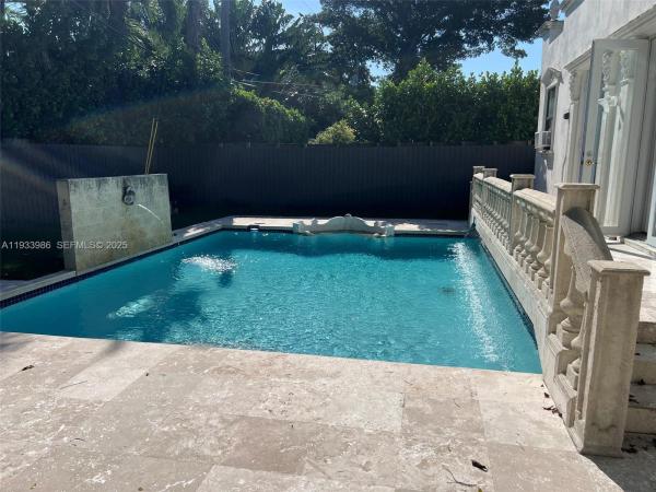 Surprise Lake, 4575 Post Ave, Miami Beach, Florida 33140, image 1