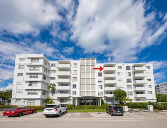 Bay Harbor Islands, Florida 33154, image 1