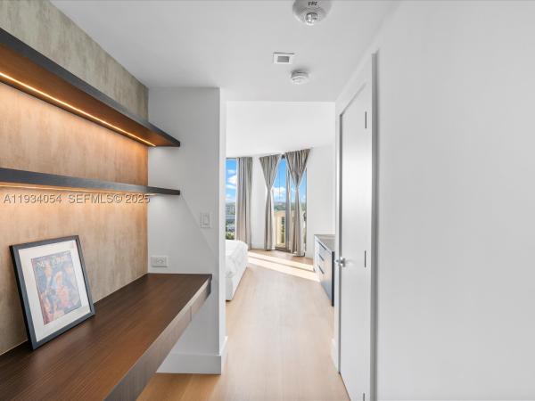 2000 Island Boulevard, 2000 Island Blvd #903, Aventura, Florida 33160, image 1