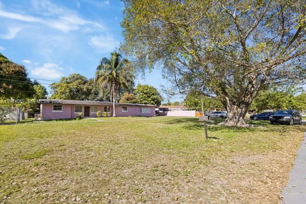 Manning Gardens, 14620 NW 12th Ave, Golden Glades, Florida 33168, image 2