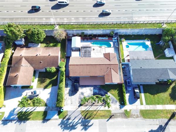 Southern Estates, 2711 SW 117th Ct, Tamiami, Florida 33175, image 2