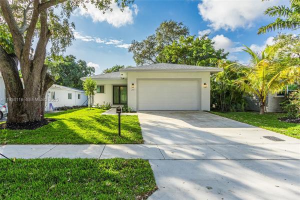 Dania Heights, 241 SW 4th St, Dania Beach, Florida 33004, image 1