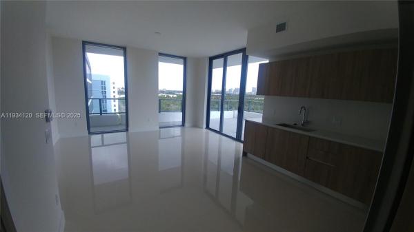 Aventura Parksquare Residences, 2960 NE 207th St #810, Aventura, Florida 33180, image 1